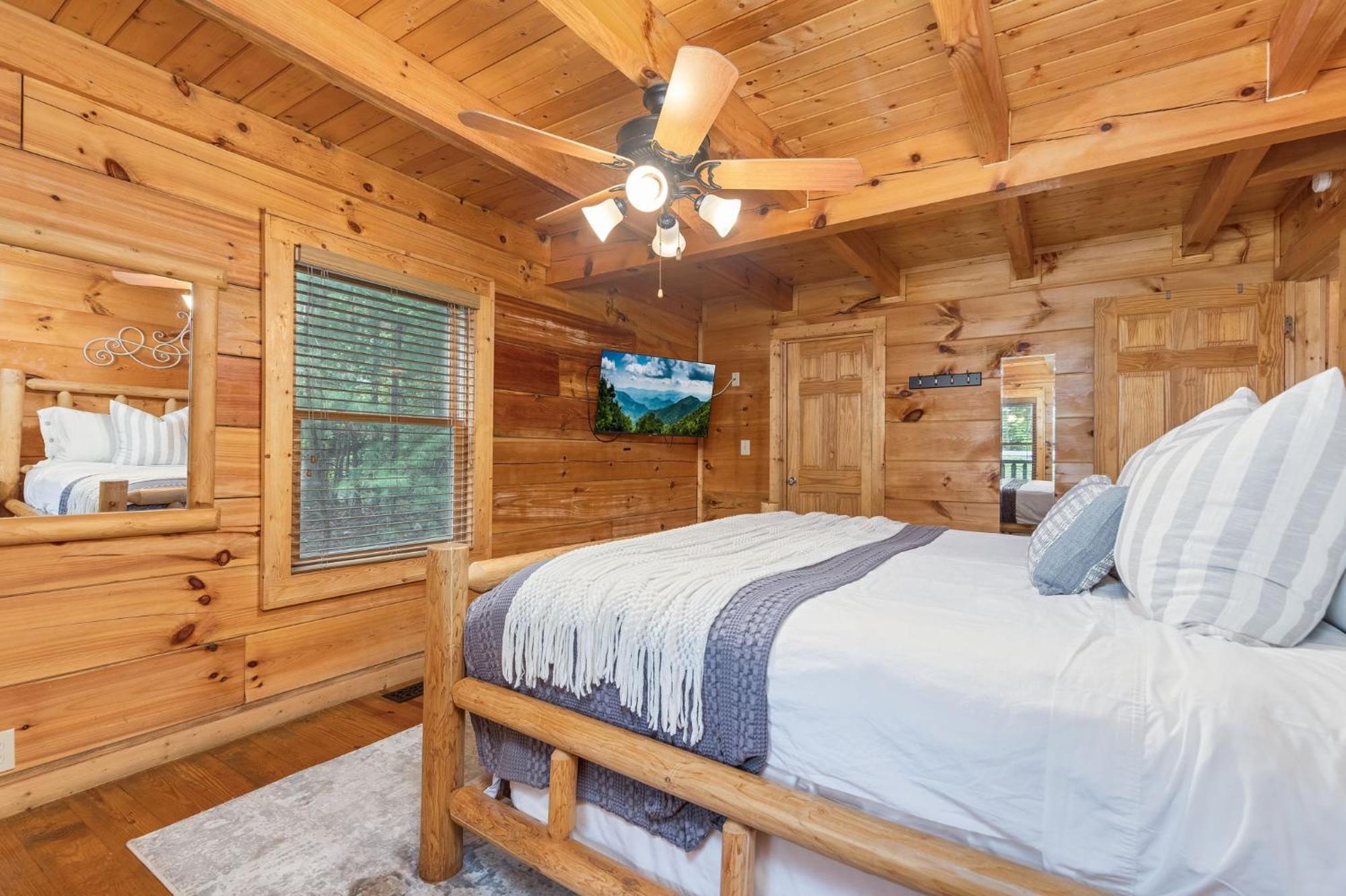 Elegant & Cozy Cabin Near Pigeon Forge 塞维尔维尔 外观 照片