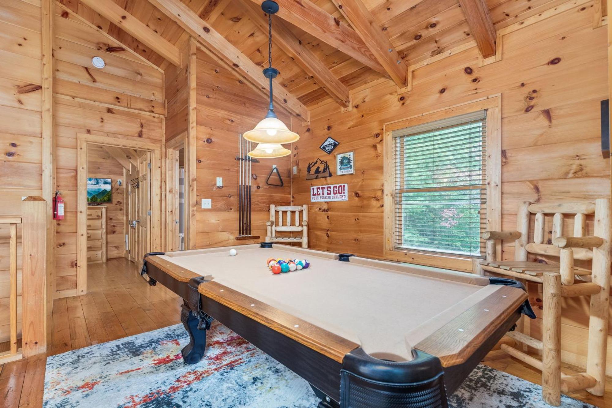 Elegant & Cozy Cabin Near Pigeon Forge 塞维尔维尔 外观 照片
