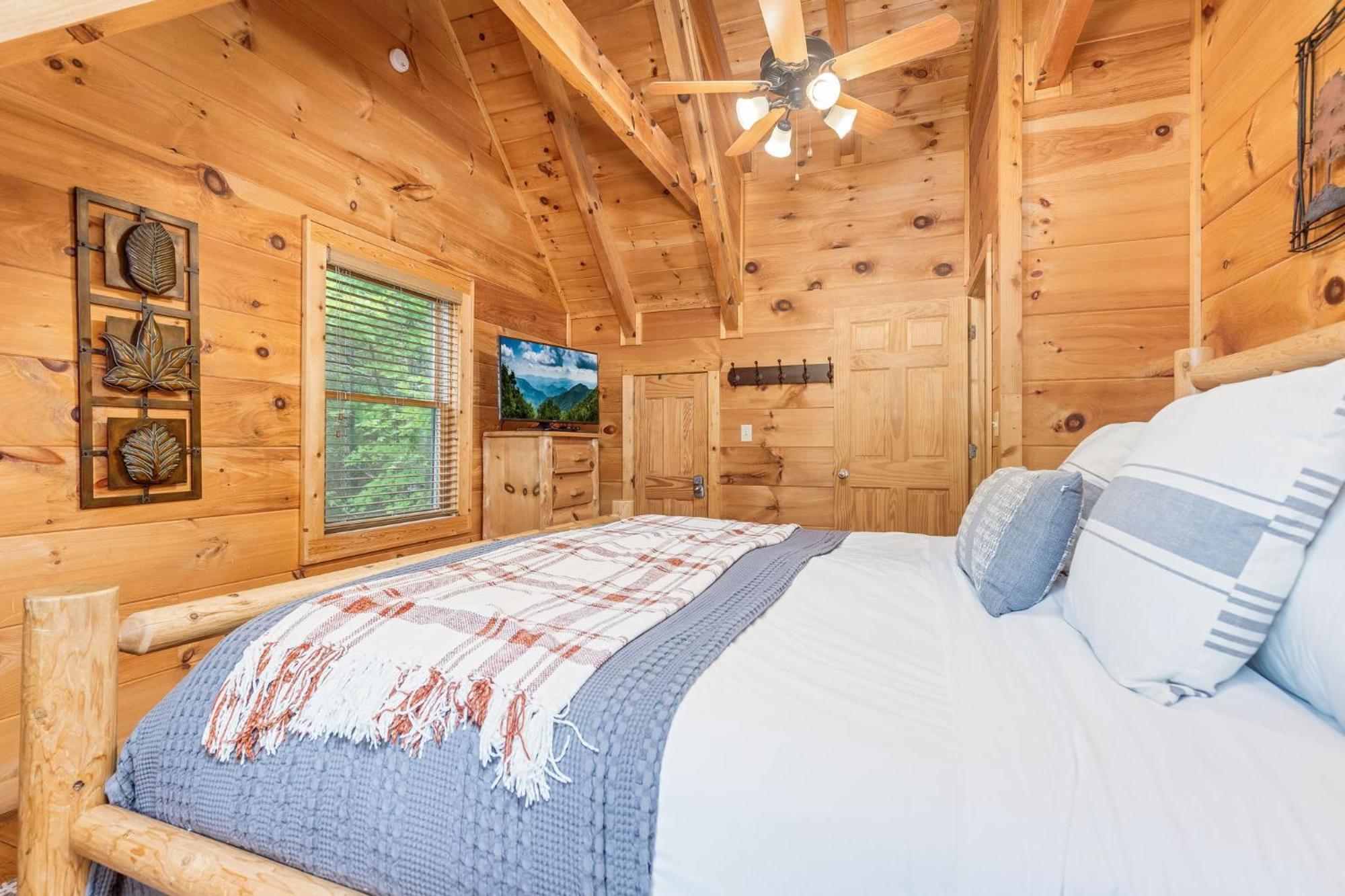 Elegant & Cozy Cabin Near Pigeon Forge 塞维尔维尔 外观 照片