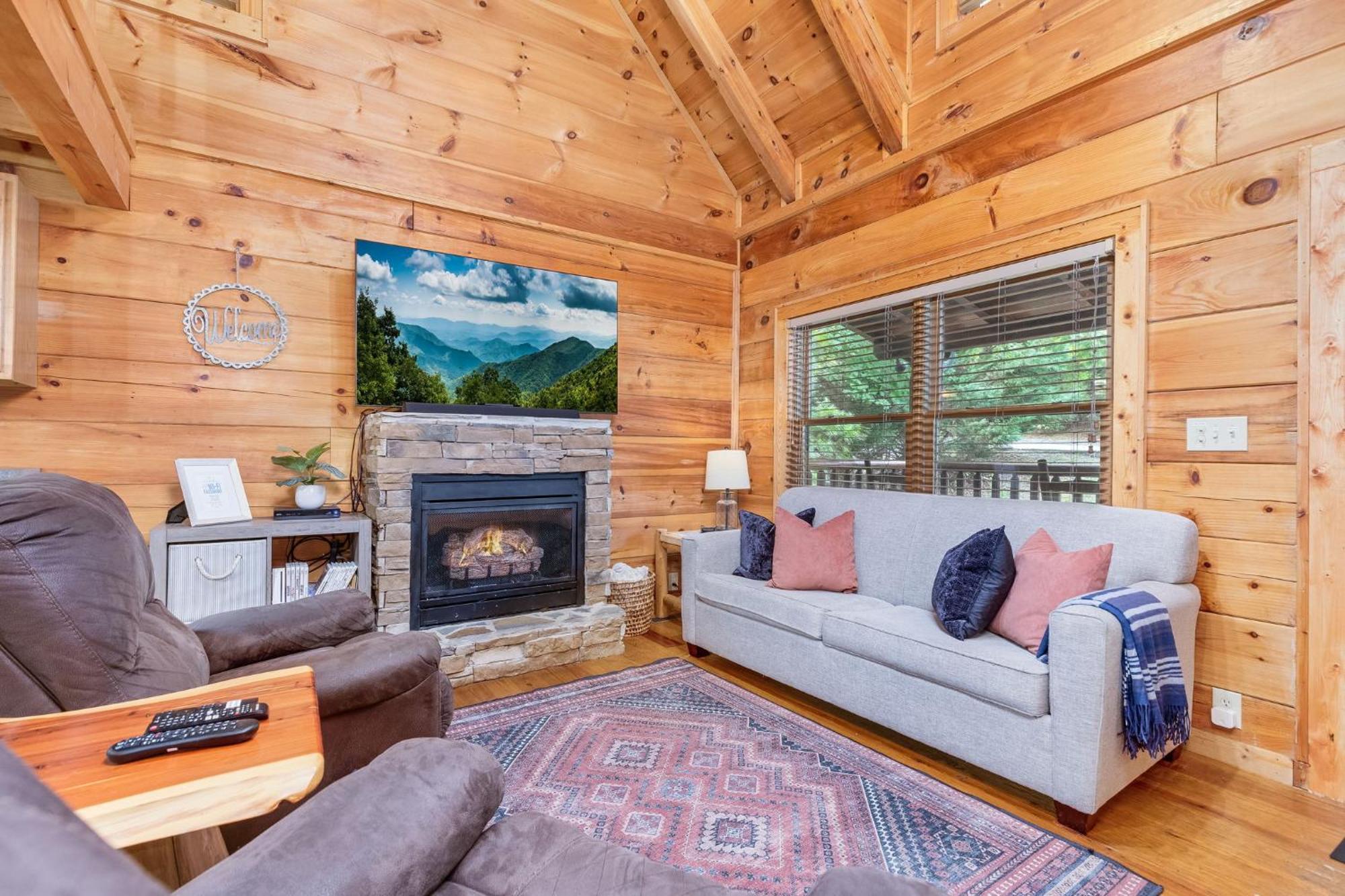 Elegant & Cozy Cabin Near Pigeon Forge 塞维尔维尔 外观 照片
